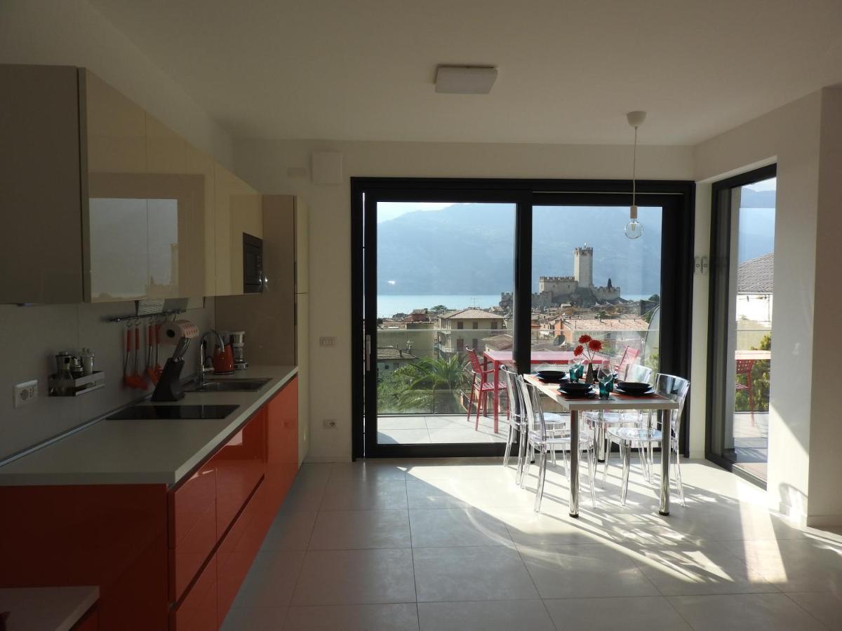 Blue Sky Garda - Sunset Apartment Malcesine Exterior photo