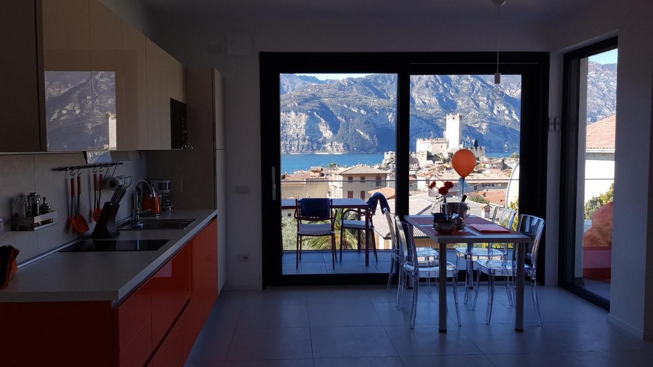 Blue Sky Garda - Sunset Apartment Malcesine Exterior photo